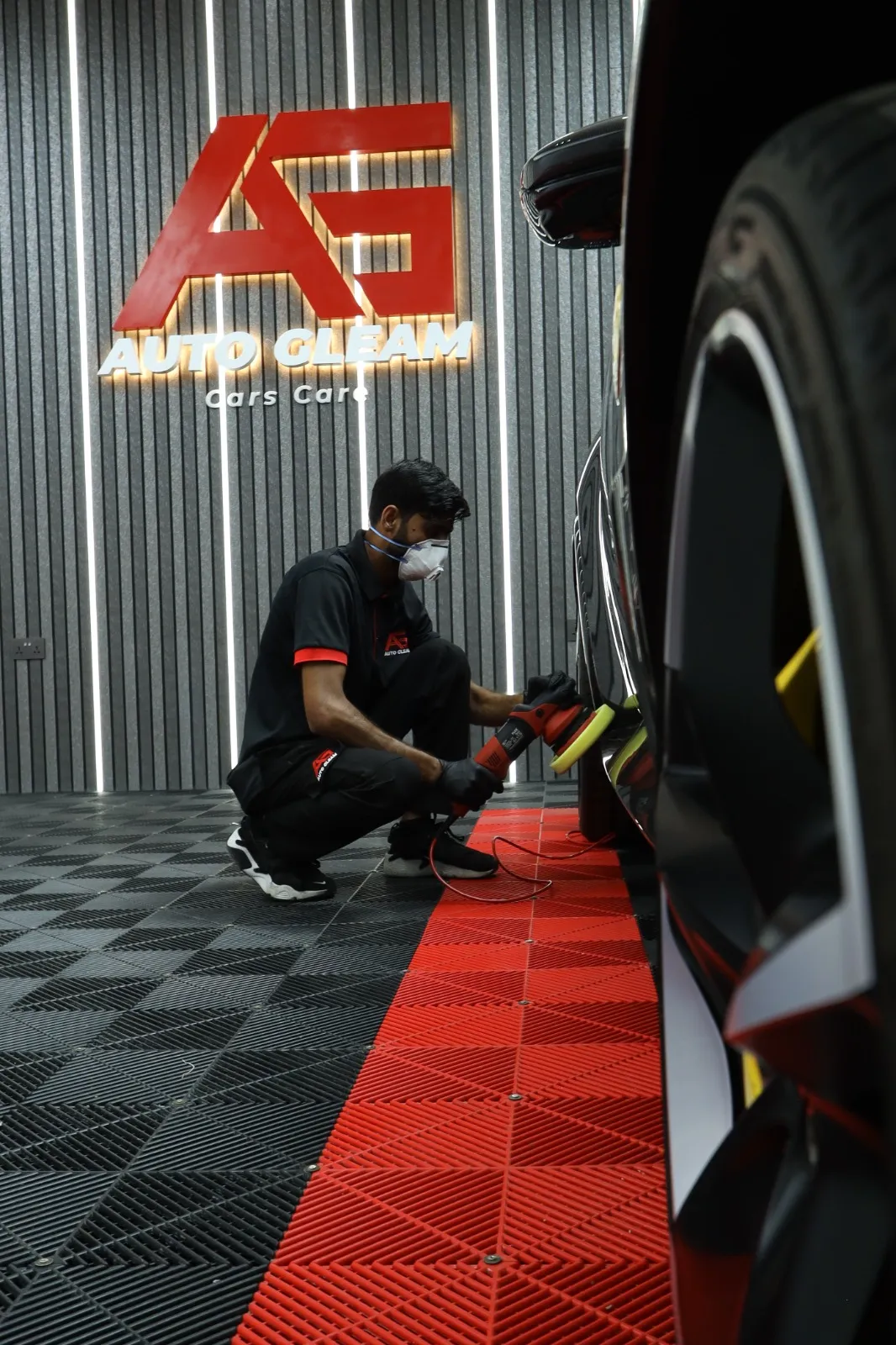 car polishing in dubai